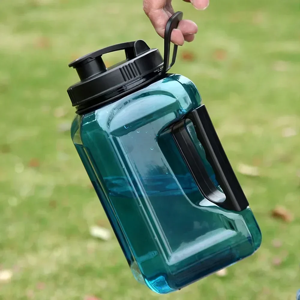 2.4L Sports Water Bottle, Larg - огляд і ціна Sports Equipment Names